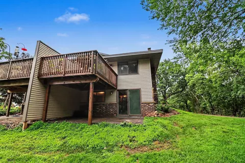 Exterior - 4490 Woodgate Pt, Eagan, MN 55122 photo 6 of 7