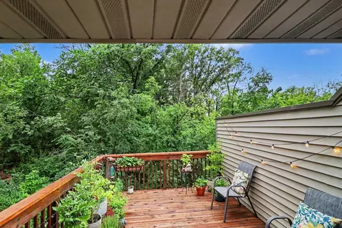 Exterior - 4490 Woodgate Pt, Eagan, MN 55122 photo 2 of 7
