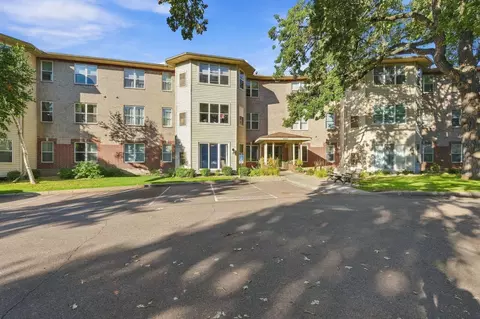 8500 Franlo Rd #205, Eden Prairie, MN 55344