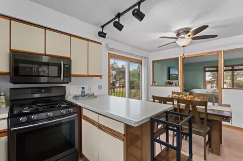 Kitchen - 145 4th Ave NW, Elgin, MN 55932 photo 4 of 4