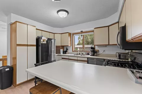 Kitchen - 145 4th Ave NW, Elgin, MN 55932 photo 3 of 4