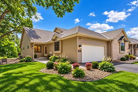 4201 93rd Ave N, Brooklyn Park, MN 55443