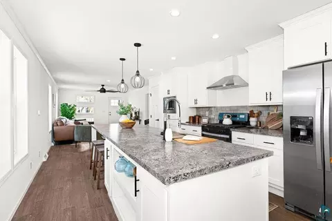 Kitchen - 1801 E 10th St, Superior, WI 54880 photo 4 of 4