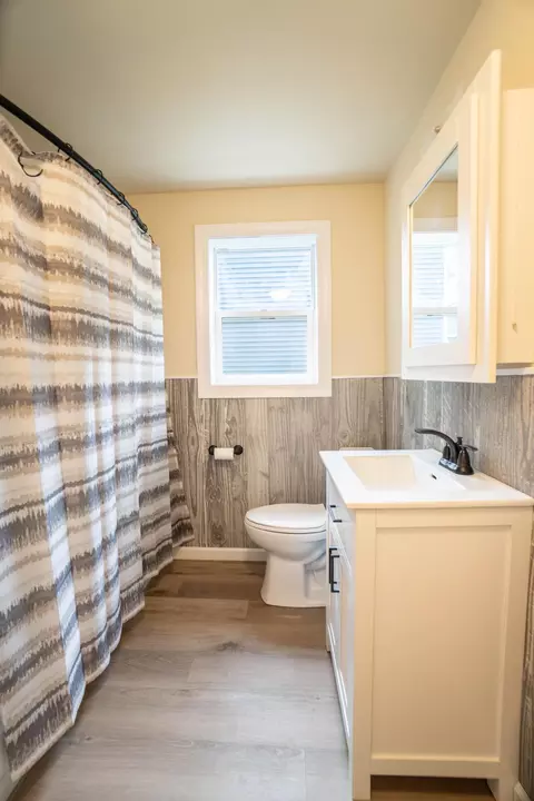 Bath - 114 E Juniper Ave, Frazee, MN 56544 photo 1 of 2