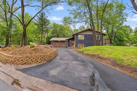 6417 Riverview Ter NE, Fridley, MN 55432