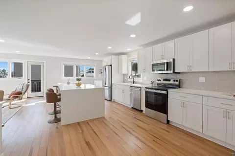 Kitchen - 1634 Cliff Ave, Duluth, MN 55811 photo 4 of 4