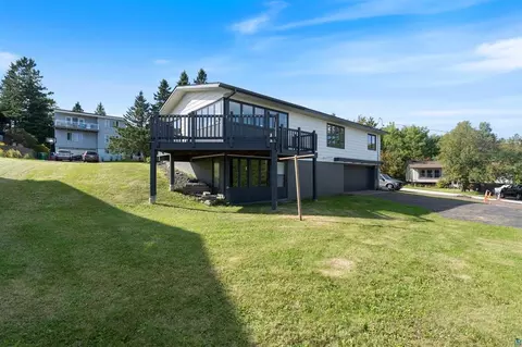 Exterior - 1634 Cliff Ave, Duluth, MN 55811 photo 3 of 6
