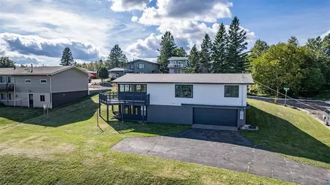 Exterior - 1634 Cliff Ave, Duluth, MN 55811 photo 6 of 6