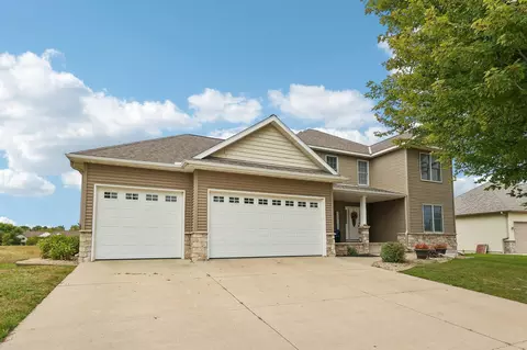 940 Preserve Blvd, Norwood Young America, MN 55397