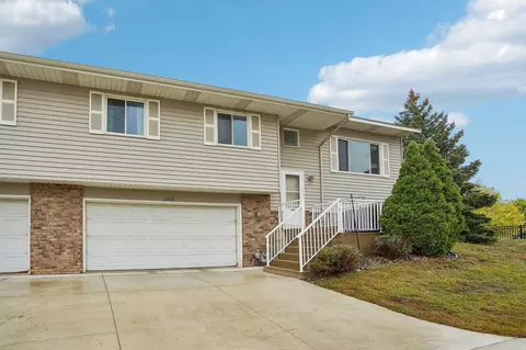 15859 Gooseberry Way, Apple Valley, MN 55124