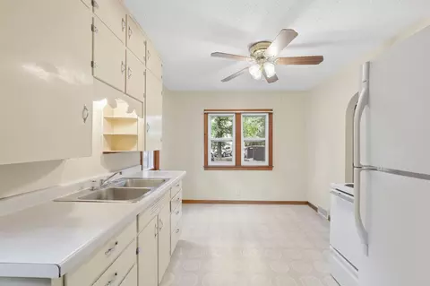 303 8th Ave, Osceola, WI 54020
