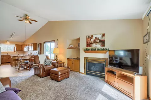 3798 Shannon Dr, Hastings, MN 55033
