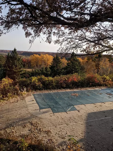 361 Oak Knoll Dr, Marine On Saint Croix, MN 55047
