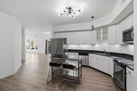 4132 Vernon Ave S #A104, Saint Louis Park, MN 55416