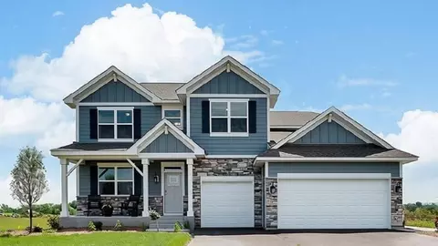 4901 Blake Way, Woodbury, MN 55129