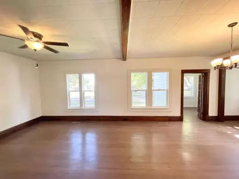 Living - 104 S Park Ave, Springfield, MN 56087 photo 5 of 7