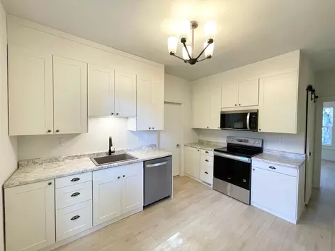 Kitchen - 104 S Park Ave, Springfield, MN 56087 photo 1 of 8