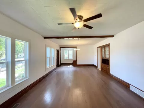 Living - 104 S Park Ave, Springfield, MN 56087 photo 6 of 7