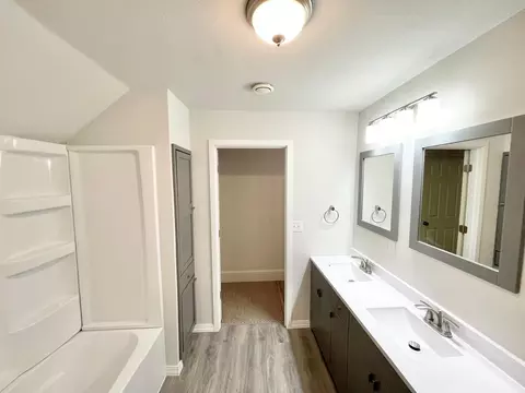 Bath - 104 S Park Ave, Springfield, MN 56087 photo 6 of 6