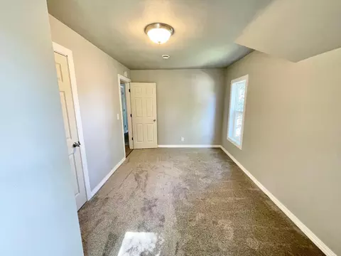 Bedroom - 104 S Park Ave, Springfield, MN 56087 photo 5 of 13