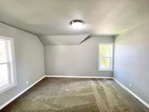 Bedroom - 104 S Park Ave, Springfield, MN 56087 photo 10 of 13