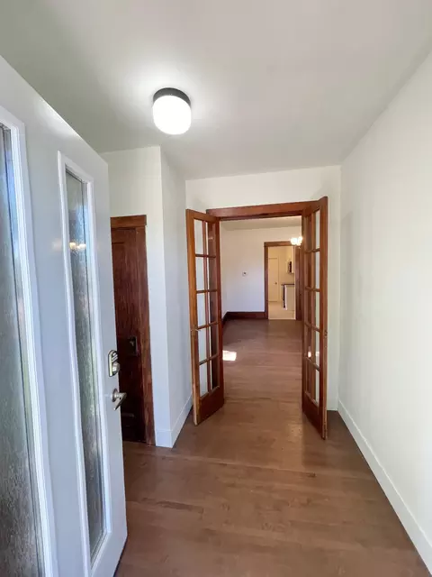 Entry Way - 104 S Park Ave, Springfield, MN 56087 photo 1 of 8