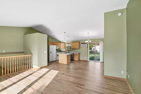 Living - 1602 8th Ave S, Saint Cloud, MN 56301 photo 4 of 7