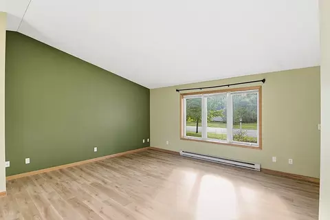 Living - 1602 8th Ave S, Saint Cloud, MN 56301 photo 3 of 7