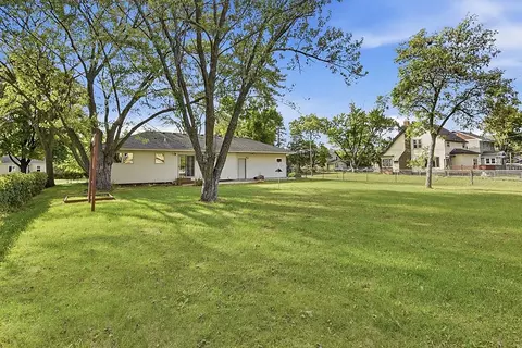 Exterior - 1602 8th Ave S, Saint Cloud, MN 56301 photo 8 of 9