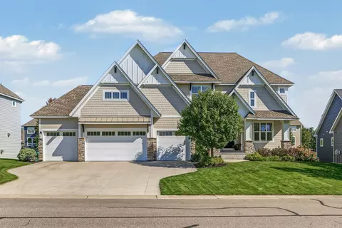 5660 Archer Ln N, Plymouth, MN 55446