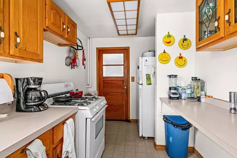 Kitchen - 6015 Greene St, Duluth, MN 55807 photo 2 of 3