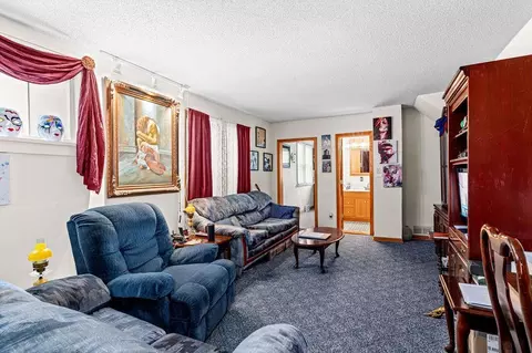 Living - 6015 Greene St, Duluth, MN 55807 photo 1 of 2