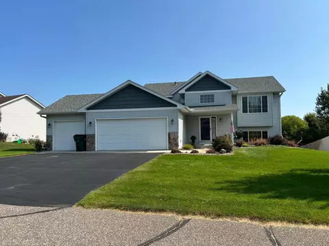911 Morrison Ave S, Annandale, MN 55302