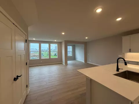Living - 14920 Avondale Vw, Rosemount, MN 55068 photo 2 of 3