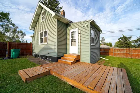 Exterior - 5132 Juniata St, Duluth, MN 55804 photo 2 of 6