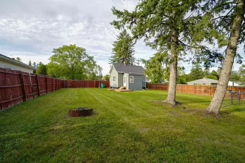 Exterior - 5132 Juniata St, Duluth, MN 55804 photo 3 of 6