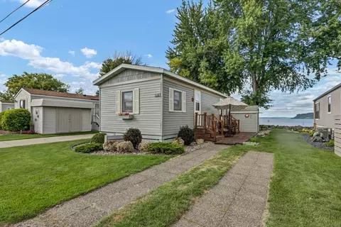 201 S Franklin St # 12, Lake City, MN 55041