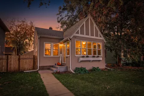 1318 Eleanor Ave, Saint Paul, MN 55116