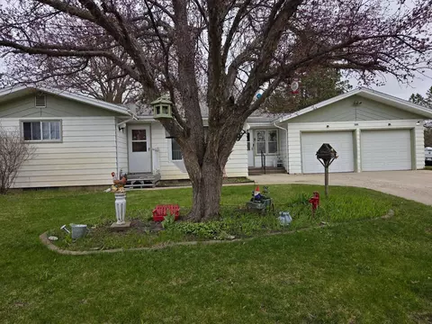 232 Nowell St W, New York Mills, MN 56567