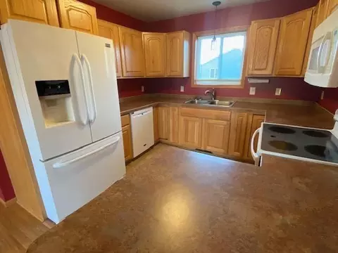 Kitchen - 9061 Twins St, Brainerd, MN 56401 photo 1 of 2