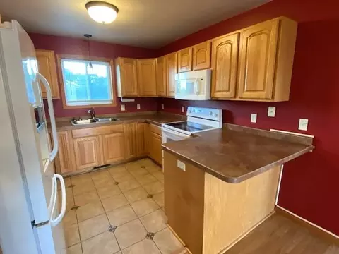 Kitchen - 9061 Twins St, Brainerd, MN 56401 photo 2 of 2