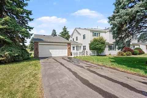 7714 157th St W, Apple Valley, MN 55124