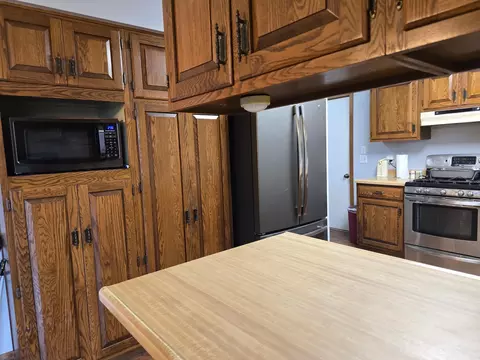 Kitchen - 504 Circle Dr, Rushmore, MN 56168 photo 2 of 3
