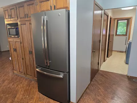 Kitchen - 504 Circle Dr, Rushmore, MN 56168 photo 3 of 3