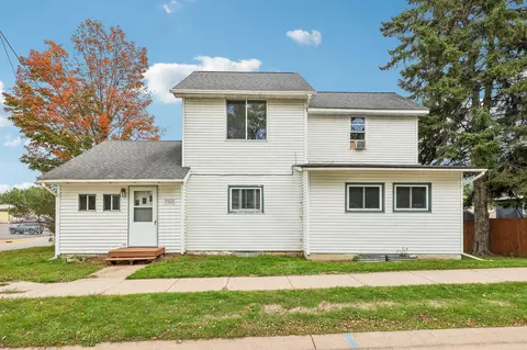1560 Western Ave, Cumberland, WI 54829