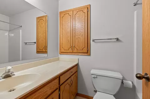 Bath - 2516 Crestview Ln, Brainerd, MN 56401 photo 2 of 2