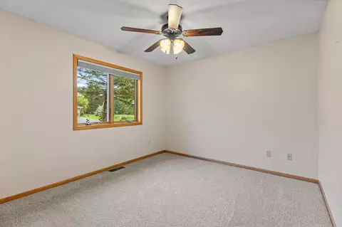 Bedroom - 2516 Crestview Ln, Brainerd, MN 56401 photo 4 of 5