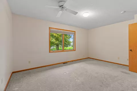 Bedroom - 2516 Crestview Ln, Brainerd, MN 56401 photo 1 of 5