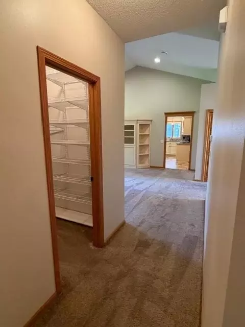 Entry Way - 4235 4th St S, Saint Cloud, MN 56301 photo 5 of 7