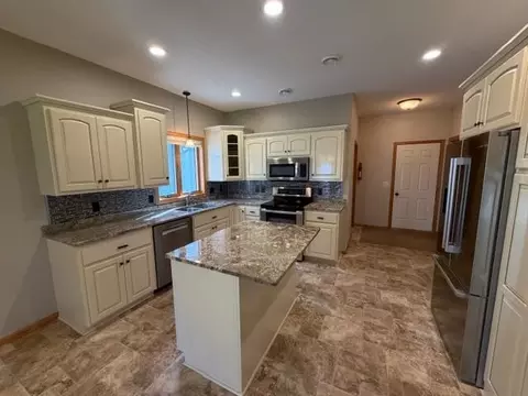 Kitchen - 4235 4th St S, Saint Cloud, MN 56301 photo 2 of 8